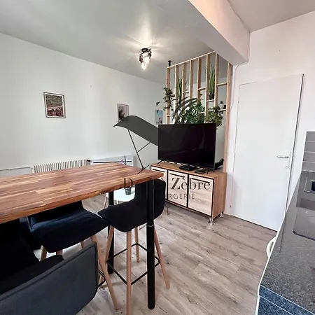 L'endroit - Agreable Studio Situe En Plein Centre-ville Apartman *